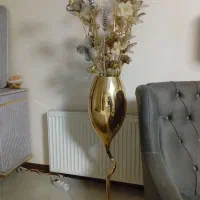 گل گلدان