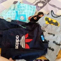 وسایل بچه یک جفت کفش مخمل مشگی