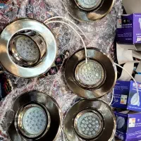 ۵ عدد قاب با لامپ هالوژن سفید،آبی،قرمز،زردوسبز