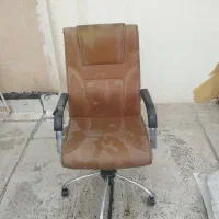 صندلی اداری مدیریت چرمی