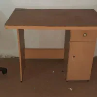 میز تحریر و صندلی