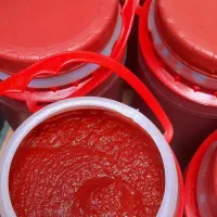 شرکتی درجه یک بدون افزودنی رب گوجه