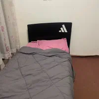 تخت و میز