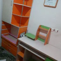 میز تحریر و کمد