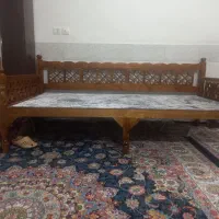 تخت سنتی بزرگ