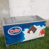 یخچال بستنی میهن