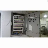 کار آموز برق