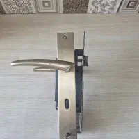 دستگیره درب