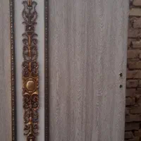 دوعد عدد در اتاق