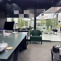 به یک منشی نیازمندیم
