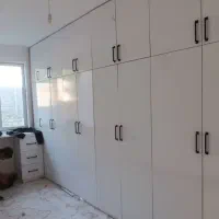 نصاب کابینت و اشکاف خورده کاری