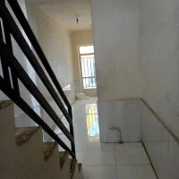 مدنی جنوبی محمودی کلنگی دو و نیم طبقه با مغازه