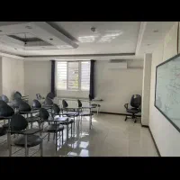 مدرسه بزرگسال از راه دور آقا معلم