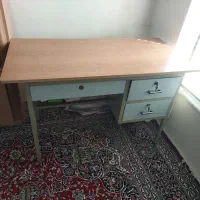 میز تحریر و اداری