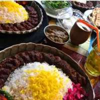 به تعدادی پیک موتوری نیازمندیم