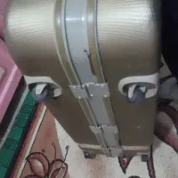 کیف|کیف، کفش، کمربند|اقبالیه, |دیوار