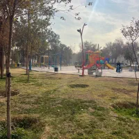 ایمان غربی ۱۰۷متر ۲خواب جنوبی