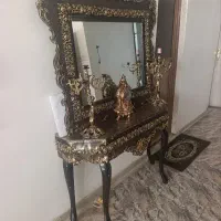 اینه و کنسول