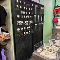 استند آویز اکسسوری