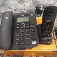تلفن رومیزی به همراه تلفن بیسیم گیگاست