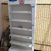 ویترین کامل سالم نور دار