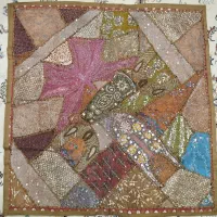 فرش دیواری سنتی دوز