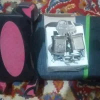 قفل درب خودرو وجاگوشی موبایلی نو
