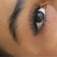 اکستنشن مژه قیمت استثنائی در سالن VIP