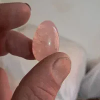 سنگ تخم مرغی رزکوارتز
