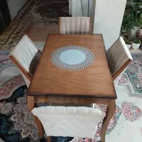 میز ناهارخوری خوری ۴ نفره
