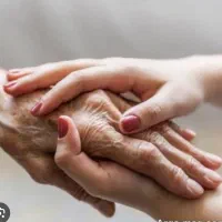 پرستار خانم  برای سالمند سالم