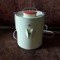 آبمیوه گیری در حد نو