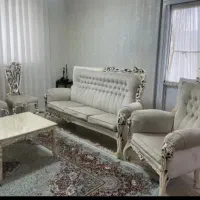 مبل هشت نفره با میز نهارخوری 8نفره به علت جابجایی