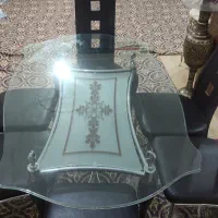 میز و صندلی غذا خوری شش نفری در حد نو