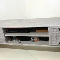 میز تلویزون در حد نو
