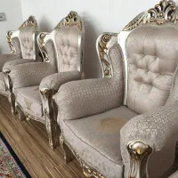 ست مبلمان سلطنتی