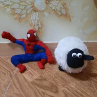 گوسفند و مردعنکبوتی سالم