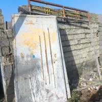 در دست دوم