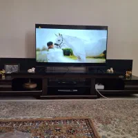 میز تلویزیون در حد نو