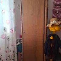 کمد لباس یه در