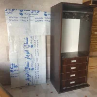 کمد با درب ریلی