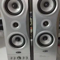اسپیکر یا باند بزرگ صدا عالی مستقیم به برق میخوره
