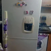یخچال نگین