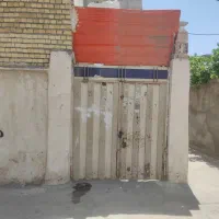 درحیاط تمیز