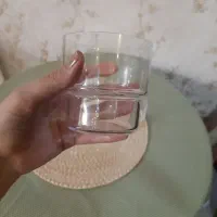 یک دست دسرخوری یا نیم‌لیوان