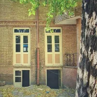 100 متر موقعیت اداری ۱ از ۲ طبقه بر اصلی فاطمی