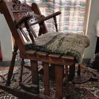 صندلی مادربزرگ