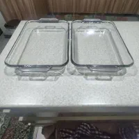دیس پیرکس آمریکایی اصل