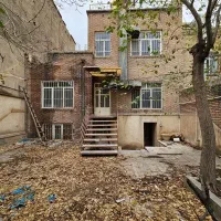 ساختمان کلنگی با مغازه تجاری بر جاده اهواز