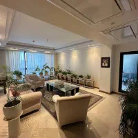 آپارتمان-160متری-در-گلسار-دوپارکینگ-سندی